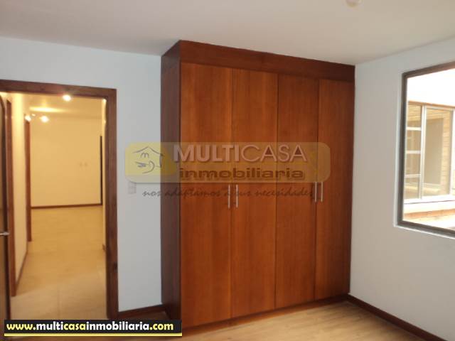 Venta de Departamento a crédito sector Primera de Mayo Cuenca - Ecuador