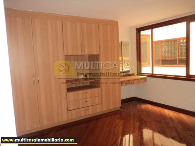 Arriendo de hermoso Departamento sector Puertas del Sol Cuenca - Ecuador