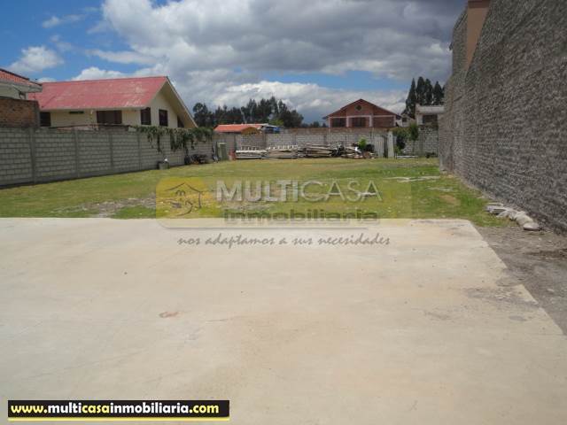 Terreno en Venta a crédito con Licencia Urbanística  sector Ricaurte Cuenca-Ecuador.