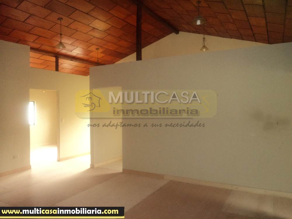 Venta de Hermosa Quinta a crédito por el sector El Cabo Cuenca - Ecuador