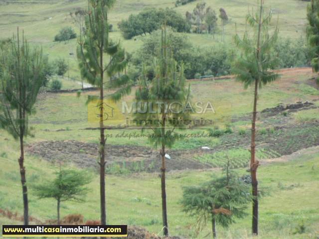 Venta de Hermosa Hacienda a crédito sector Gualaceo Cuenca - Ecuador