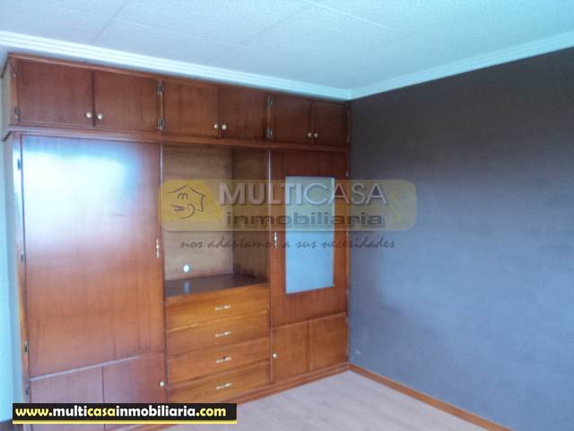Villa en Venta a crédito por estrenar sector Ricaurte Cuenca - Ecuador