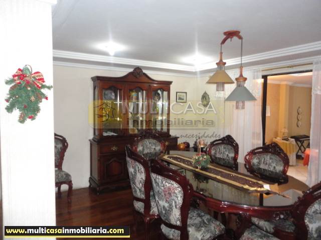 Villa en Venta a crédito con espacio verde sector Puertas del Sol Cuenca-Ecuador