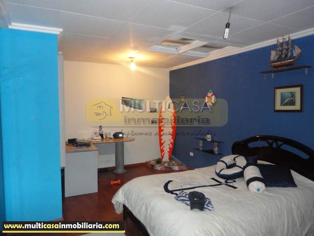 Villa en Venta a crédito con espacio verde sector Puertas del Sol Cuenca-Ecuador