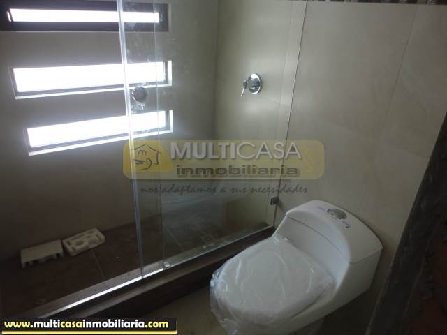 Venta de Hermosa Casa a crédito sector Machangara Cuenca-Ecuador