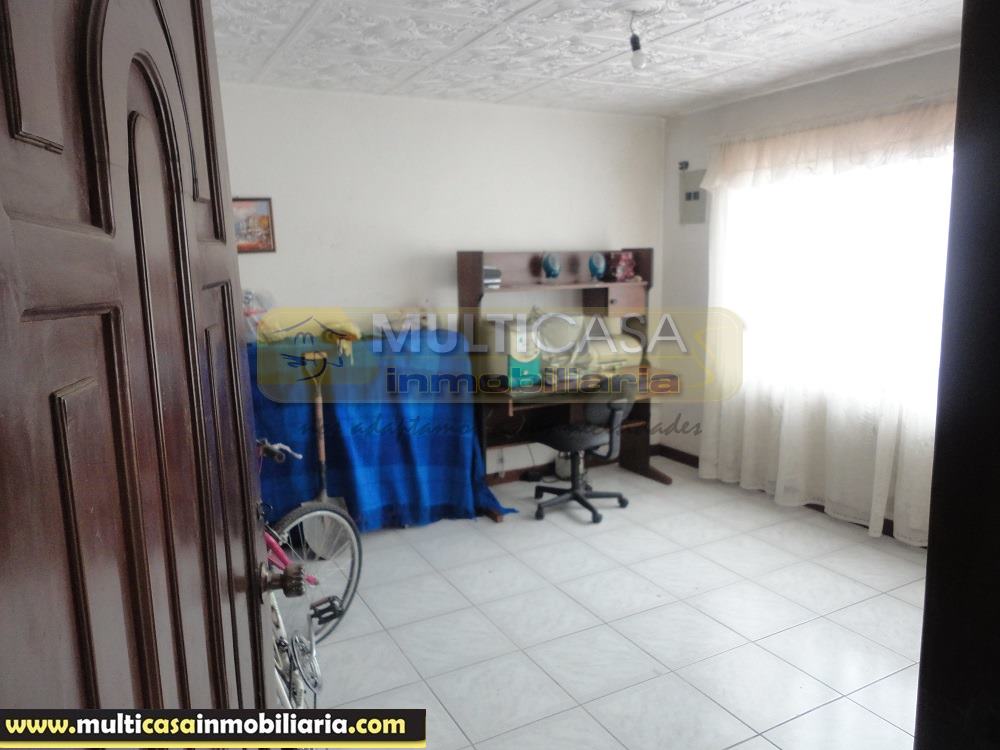 Venta de Casa Amplia con Mini Departamento a crédito en Cuenca - Ecuador