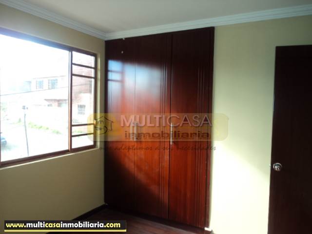Venta de Hermosa Casa a crédito sector El Cebollar Cuenca-Ecuador