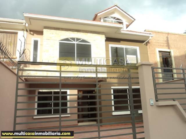 Villa en Venta a crédito en urbanización sector El cebollar Cuenca-Ecuador