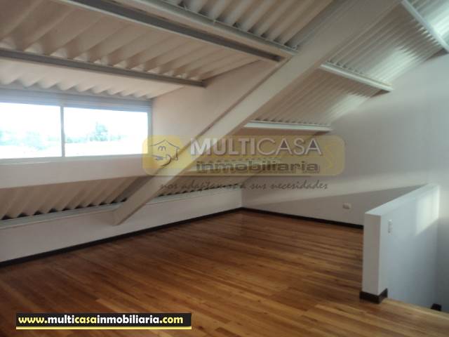 Villa en Venta a crédito en urbanización sector El cebollar Cuenca-Ecuador