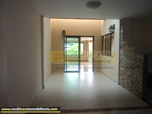 Venta de Hermosa Casa a crédito sector Gapal Cuenca-Ecuador