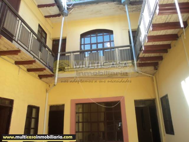 Casa Antigua en Venta a crédito sector Centro Histórico Cuenca-Ecuador