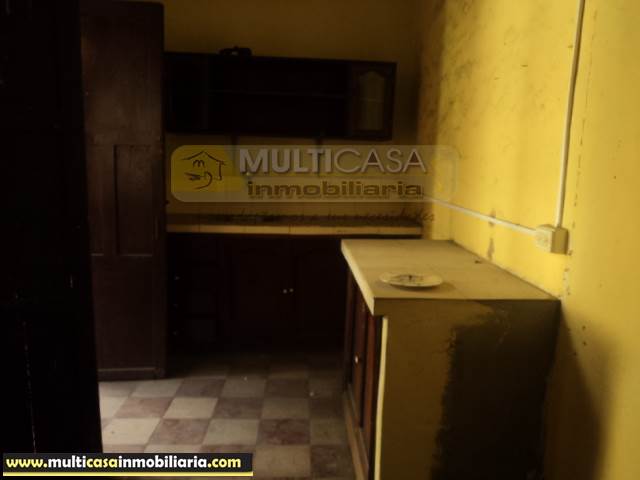 Casa Antigua en Venta a crédito sector Centro Histórico Cuenca-Ecuador