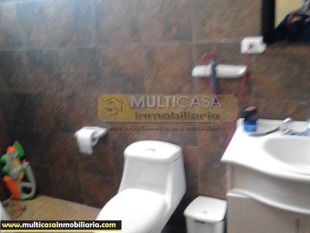 Venta de Hermosa Casa a crédito sector La y del Cebollar Cuenca-Ecuador