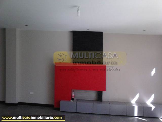 Venta de Hermosa Casa amplia a crédito sector Chaulluabamba Cuenca-Ecuador