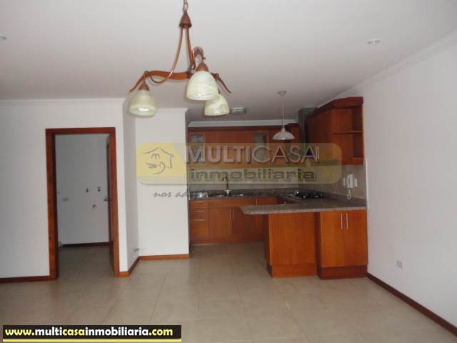 Departamento en Venta a crédito con Terraza sector Primero de Mayo Cuenca - Ecuador