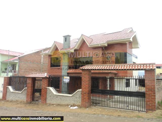Casa por terminar en Venta a crédito sector San José de Balzay Cuenca-Ecuador