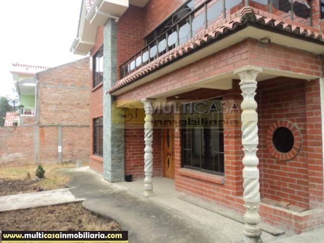 Casa por terminar en Venta a crédito sector San José de Balzay Cuenca-Ecuador