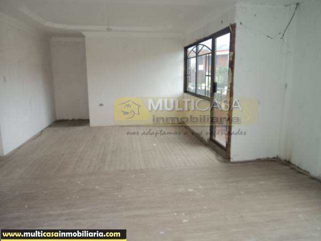 Casa por terminar en Venta a crédito sector San José de Balzay Cuenca-Ecuador