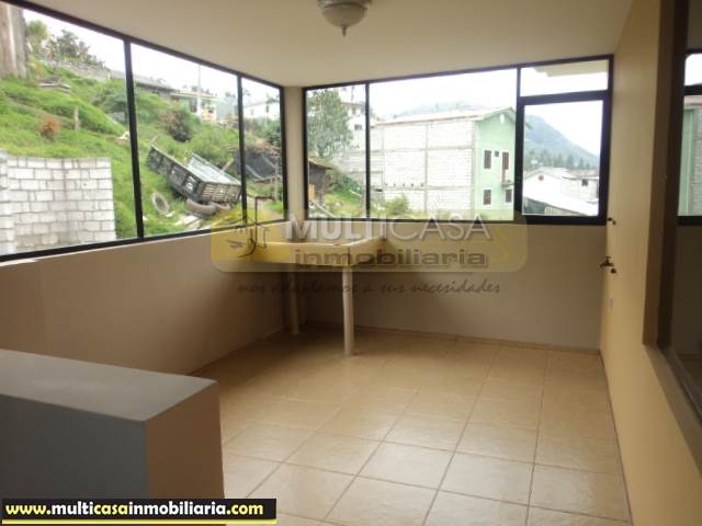 Venta de Hermosa Casa Rentera por estrenar a crédito sector Turi Cuenca-Ecuador