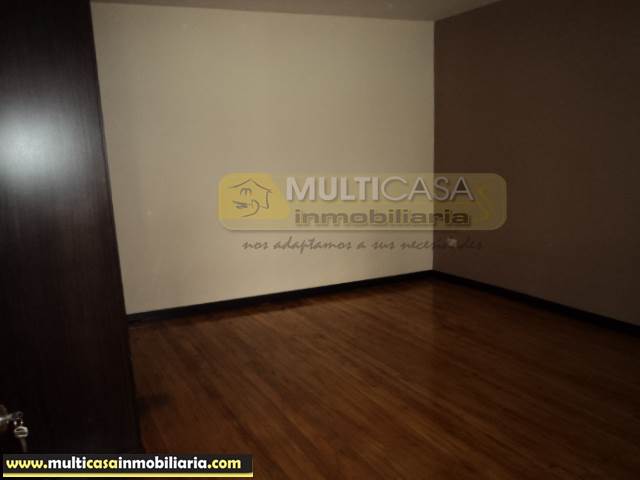 Venta de Hermosa Casa Rentera por estrenar a crédito sector Turi Cuenca-Ecuador