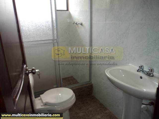 Venta de Hermosa Casa Rentera por estrenar a crédito sector Turi Cuenca-Ecuador
