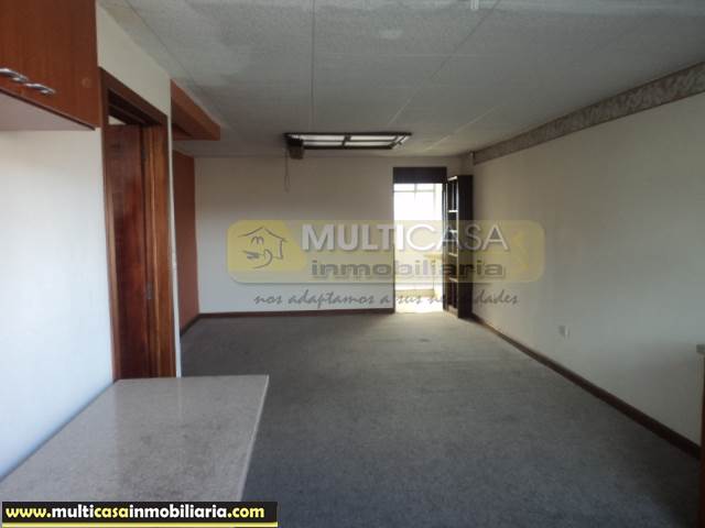 Casa Comercial en Venta de Dos departamentos a crédito Sector La República Cuenca-Ecuador