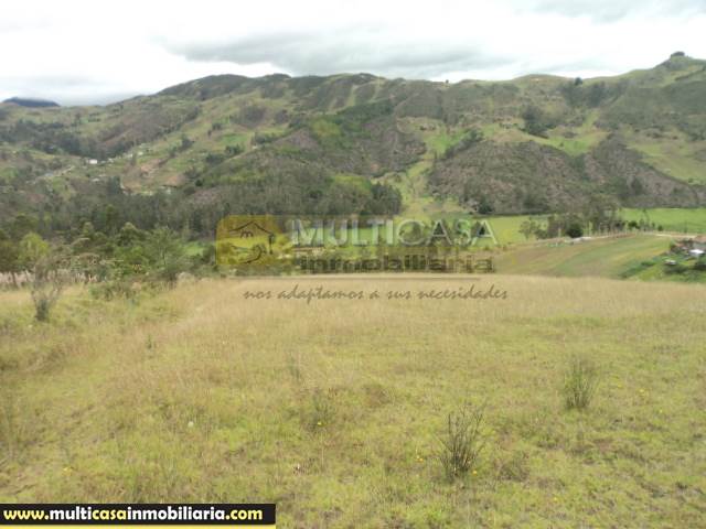 Terreno en Venta a crédito con Servicios básicos sector San Antonio Alto Cumbe - Ecuador