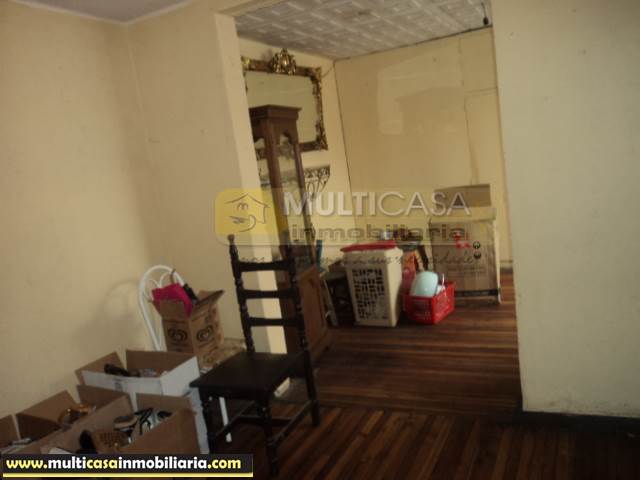 Venta de Hermosa Casa Comercial a crédito sector Totoracocha Cuenca-Ecuador