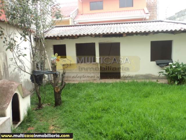 Venta de Hermosa Casa a crédito sector Juan Pablo Segundo Cuenca-Ecuador