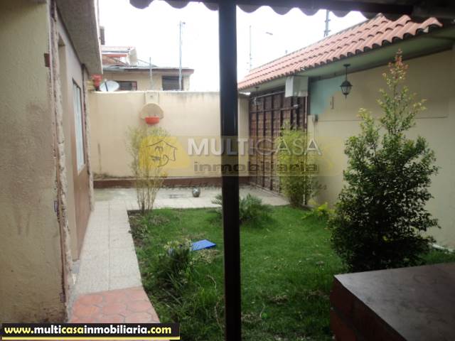 Casa Rentera en Venta a Crédito sector Banco Central Cuenca-Ecuador