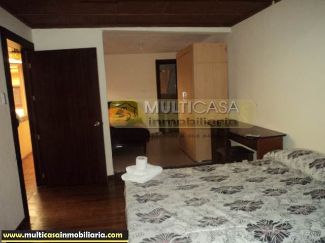 Casa Rentera en Venta a Crédito sector Banco Central Cuenca-Ecuador