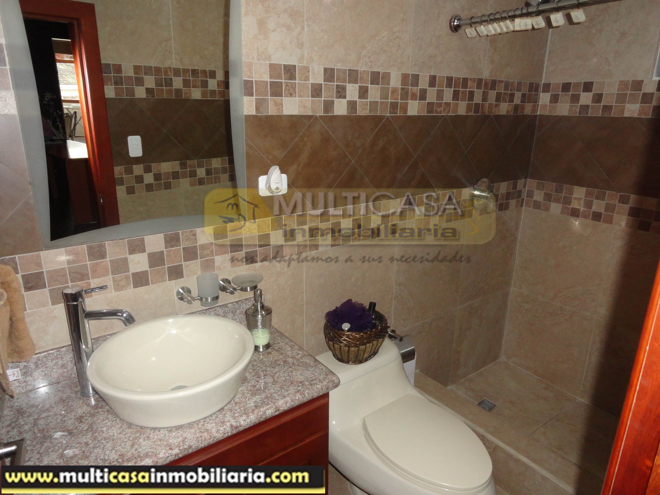 Venta de Hermosa Casa Rentera a crédito sector Colegio La Salle Cuenca-Ecuador