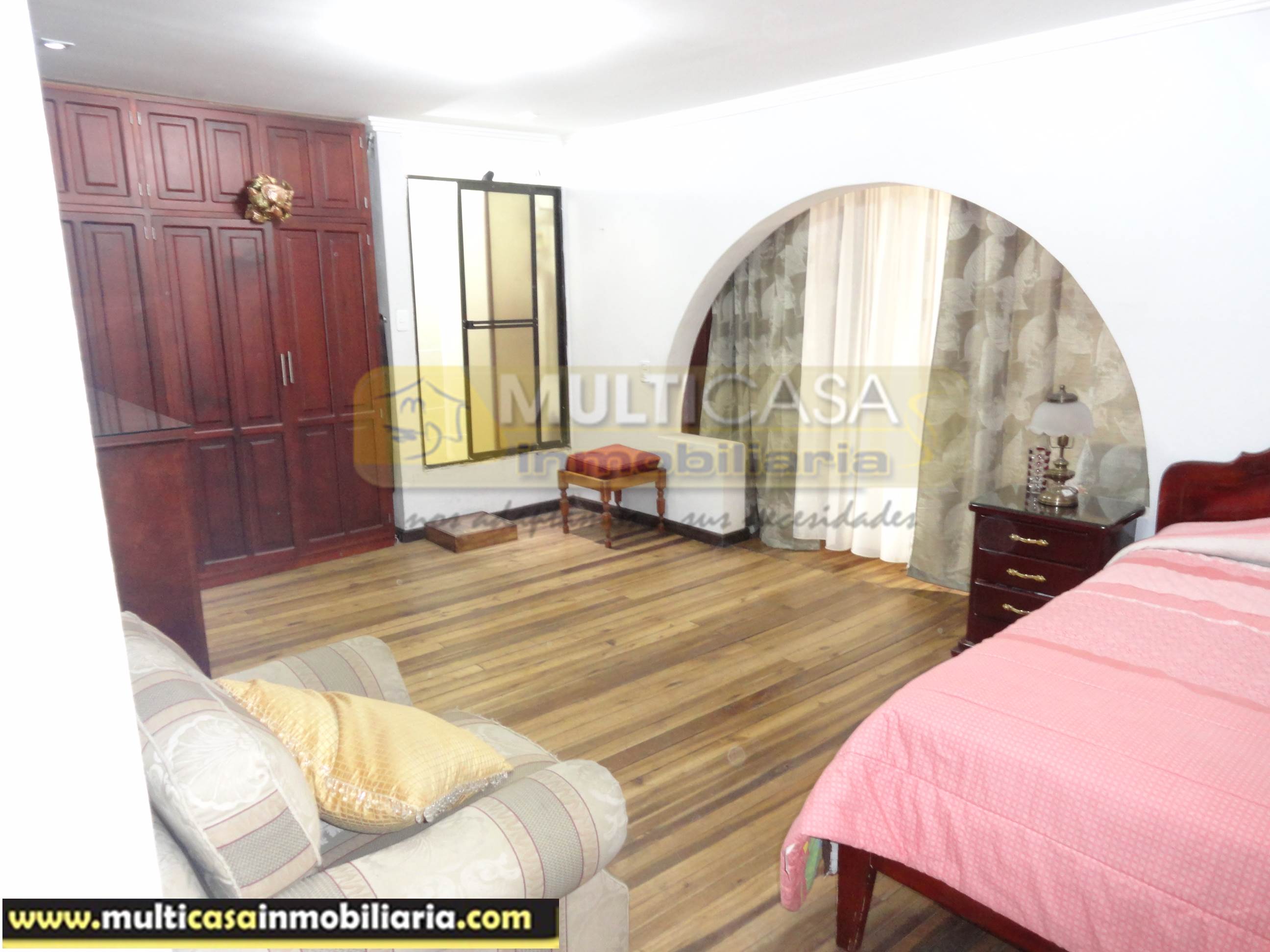 Venta de Hermosa Casa Rentera a crédito sector Colegio La Salle Cuenca-Ecuador