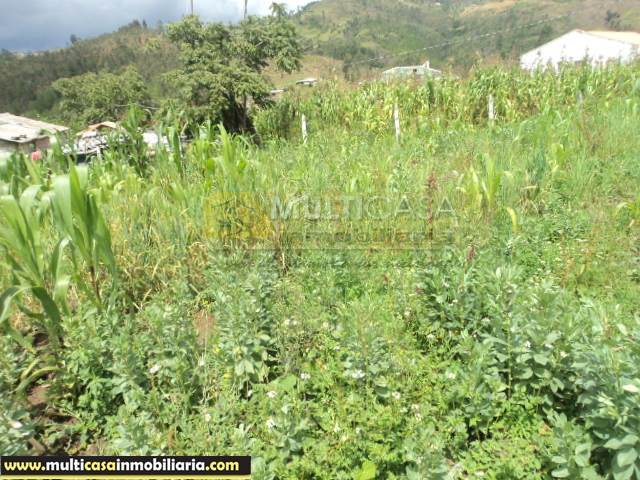 Venta de Terreno con Casa iniciada la construcción a crédito sector Santa Ana-El Chorro Cuenca-Ecuador