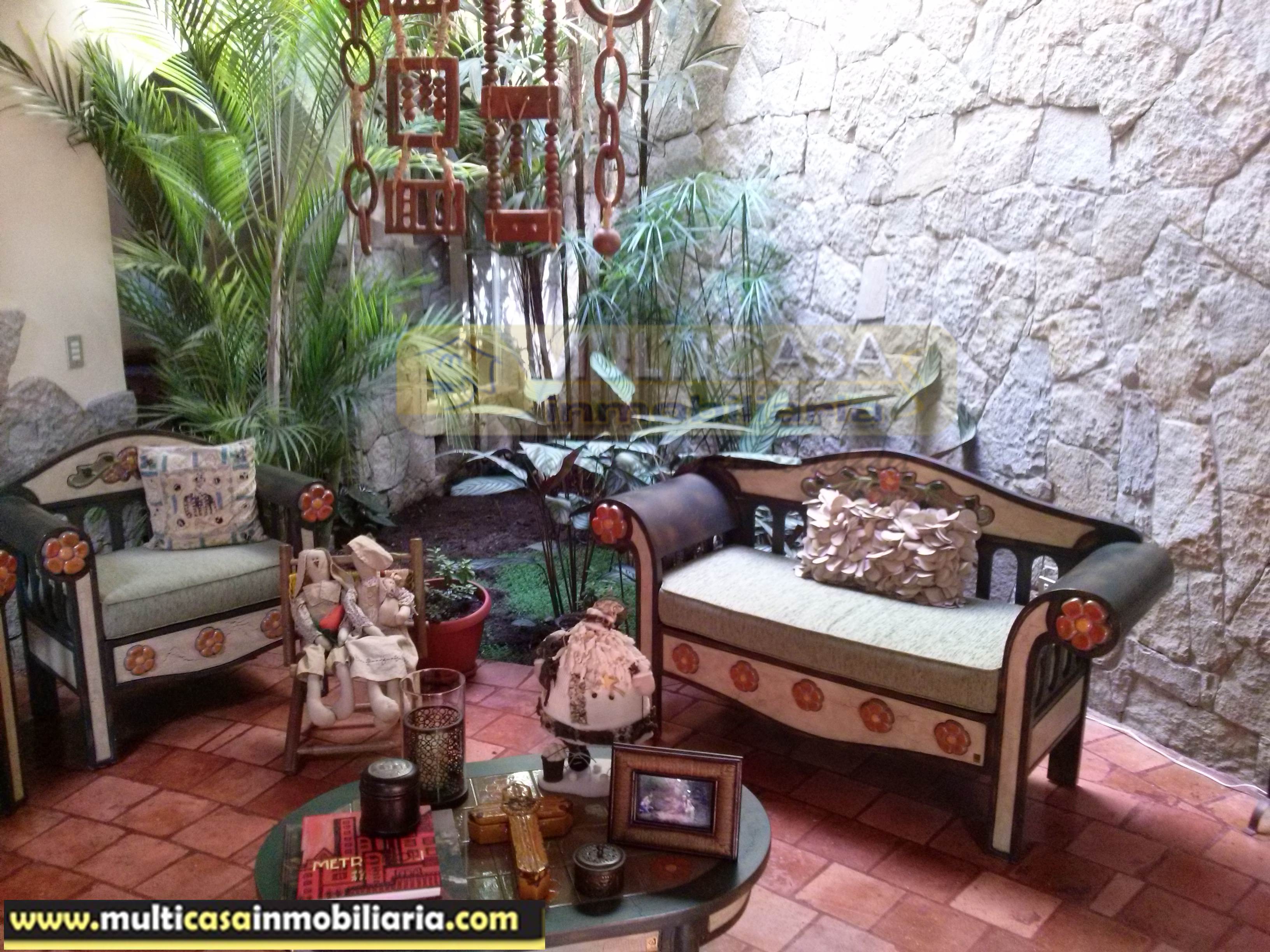 Casa en Venta a Crédito moderna Sector Rio Amarillo Cuenca-Ecuador