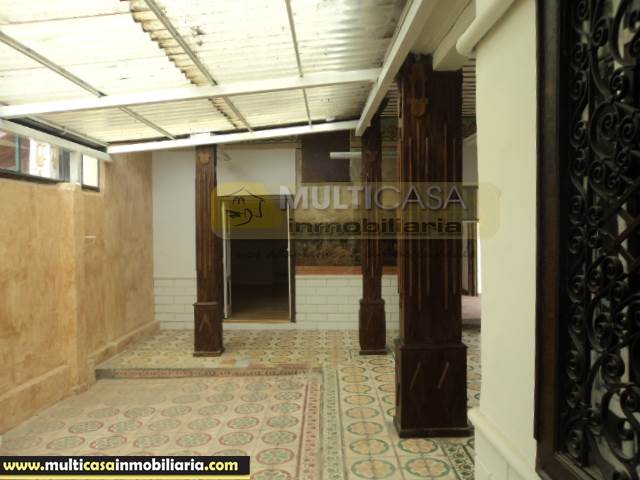 Venta de Hermosa Propiedad Patrimonial a crédito sector Av. Loja Cuenca-Ecuador