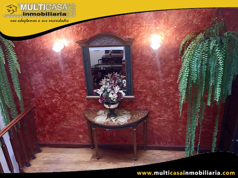 Casa en Venta a Crédito con amplio espacio verde  sector Remigio Crespo Cuenca-Ecuador