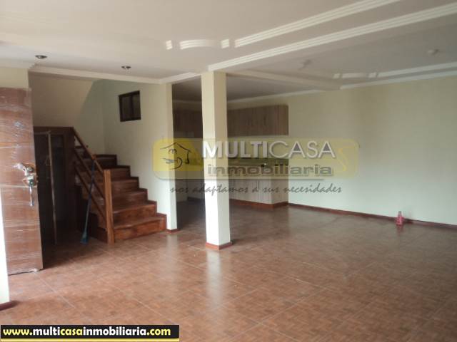 Venta de Hermosa Casa por estrenar a crédito sector Gran Manzana Cuenca-Ecuador