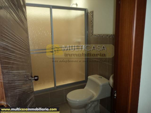 Venta de Hermosa Casa por estrenar a crédito sector Gran Manzana Cuenca-Ecuador