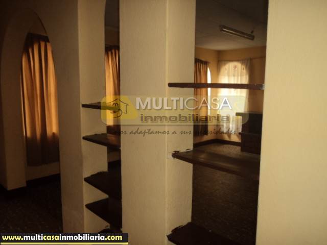 Venta de Hermosa Casa rentera con un mini departamento a crédito sector Uncovia Cuenca-Ecuador