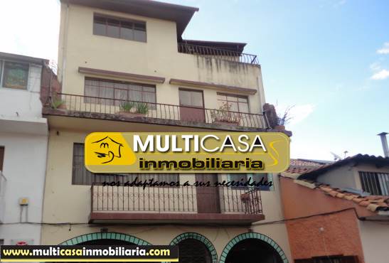 Casa rentera en Venta a Crédito sector Centro de la Ciudad Cuenca-Ecuador