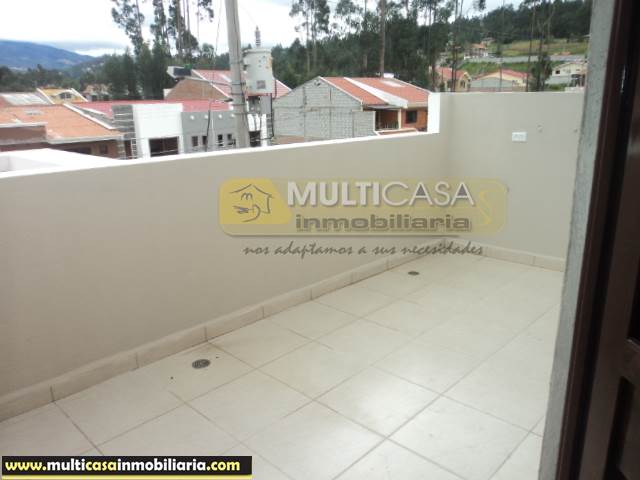 Venta de Hermosa Casa por estrenar a crédito sector Colegio de Arquitectos Cuenca-Ecuador