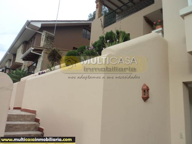 Venta de Hermosa Casa en Urbanización a crédito sector Av. 12 de Octubre Cuenca-Ecuador