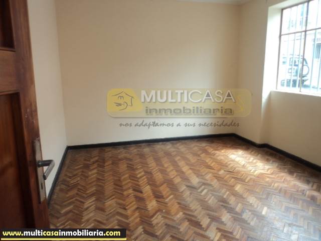 Venta de Hermosa Casa Rentera de nueve dormitorios a crédito sector Cdla Ãlvarez Cuenca-Ecuador