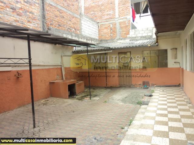 Venta de Hermosa Casa Rentera de nueve dormitorios a crédito sector Cdla Ãlvarez Cuenca-Ecuador