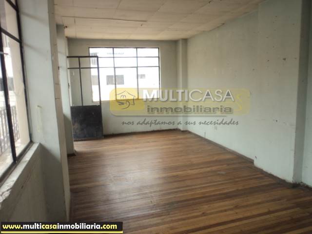 Venta de Hermosa Casa Rentera de nueve dormitorios a crédito sector Cdla Ãlvarez Cuenca-Ecuador