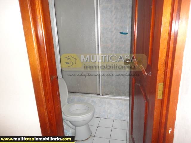 Venta de Hermosa Casa a crédito sector Cdla. Juan Pablo Segundo Cuenca-Ecuador