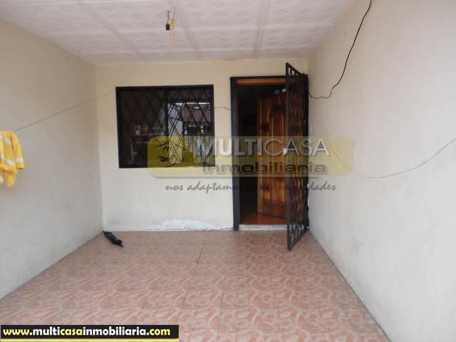 Venta de Hermosa Casa a crédito sector Cdla. Juan Pablo Segundo Cuenca-Ecuador