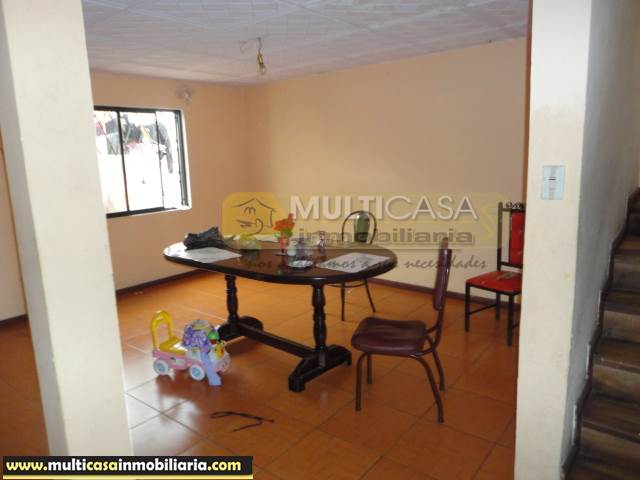 Venta de Hermosa Casa a crédito sector Cdla. Juan Pablo Segundo Cuenca-Ecuador