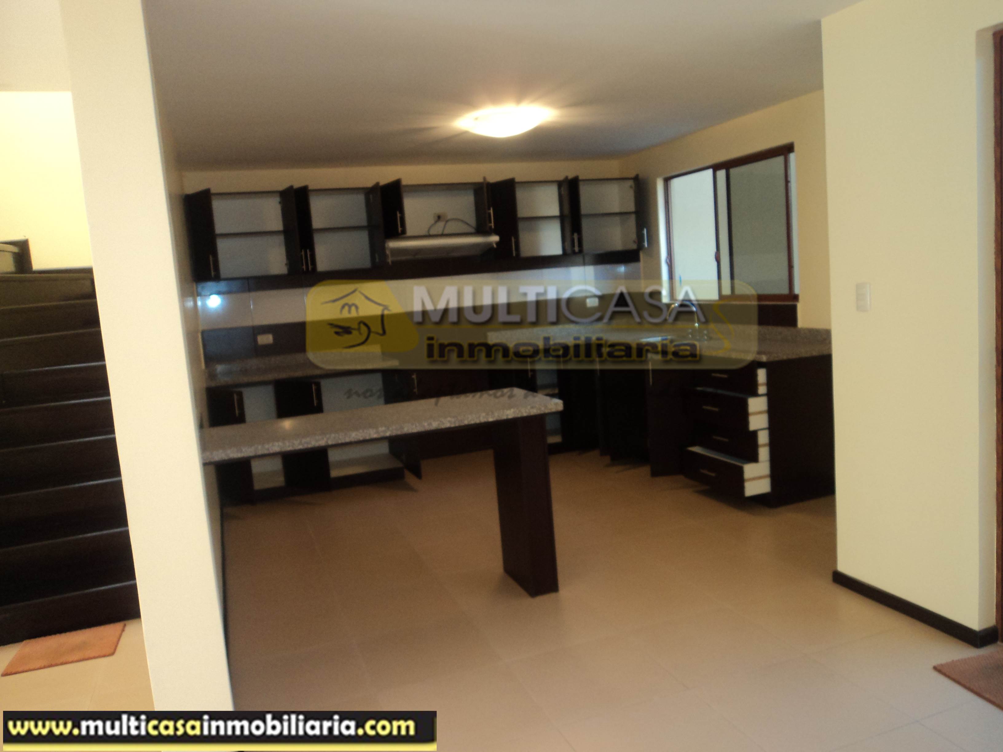 Venta de Hermosa Casa en Condominio por estrenar a crédito sector Ricaurte  Cuenca-Ecuador